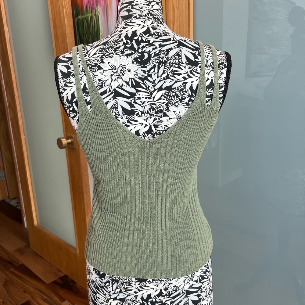Pilcro Olive Ribbed Tank Top - Picture 3 of 4